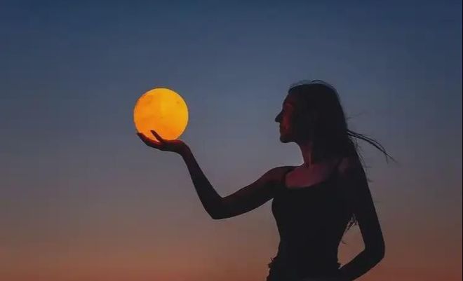东方火运回归前三次是周朝汉朝和明朝开元棋牌试玩法国占星家族女占星家：(图2)